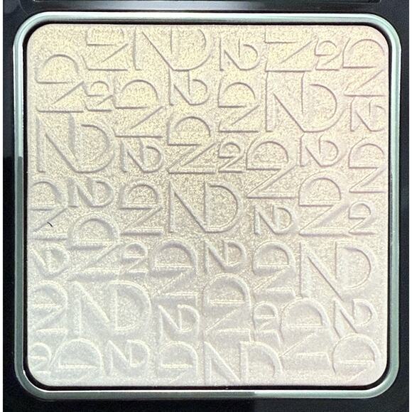 NATASHA DENONA Pastel Plexi Glow Highlighter 6 g / .211 oz NEW IN BOX - Picture 3 of 6